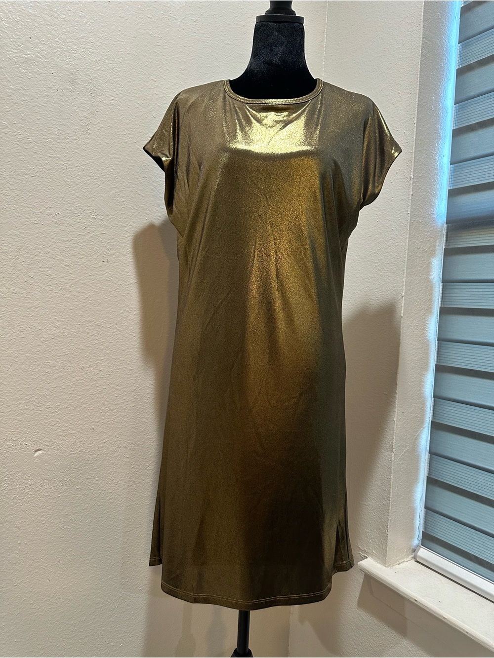 Halston Heritage Metallic Gold Short Sleeve Dress